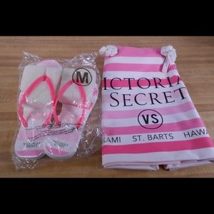 NWT VICTORIA SECRET LARGE TOTE BAG AND SANDALS
